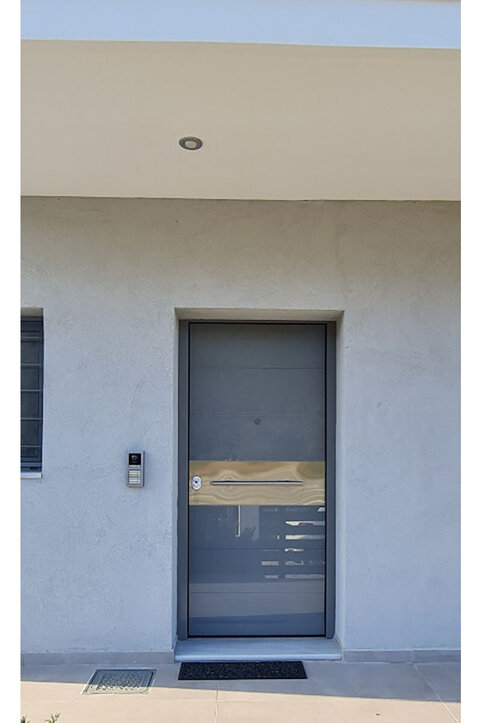 Security  door 